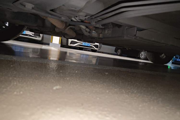 Used BYD Qin PLUS 2021 DM-i 55KM Flagship Model Chassis Front Left
