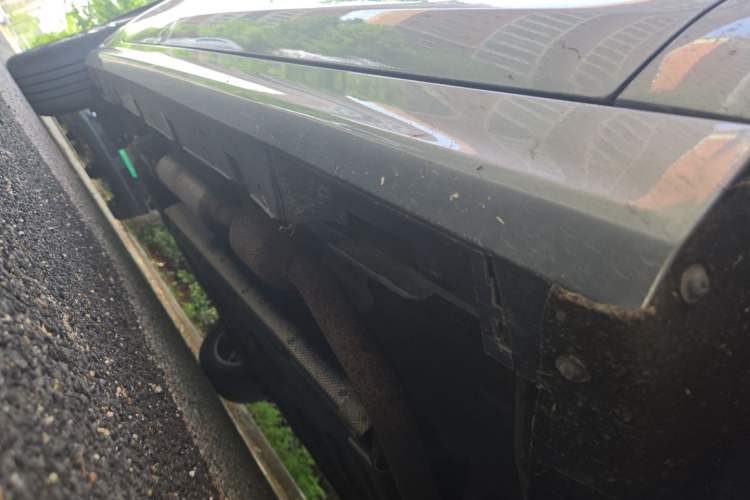 Used BYD Qin PLUS 2021 DM-i 55KM Flagship Model Chassis Front Right