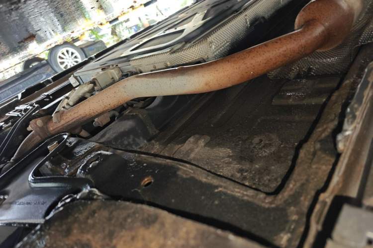 Used BYD Qin PLUS 2021 DM-i 55KM Flagship Model Chassis Front Right