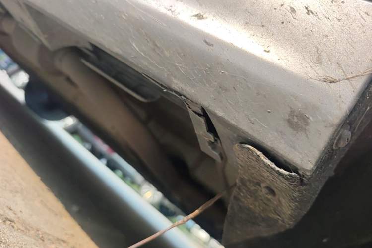 Used BYD Qin PLUS 2021 DM-i 55KM Flagship Model Chassis Front Right