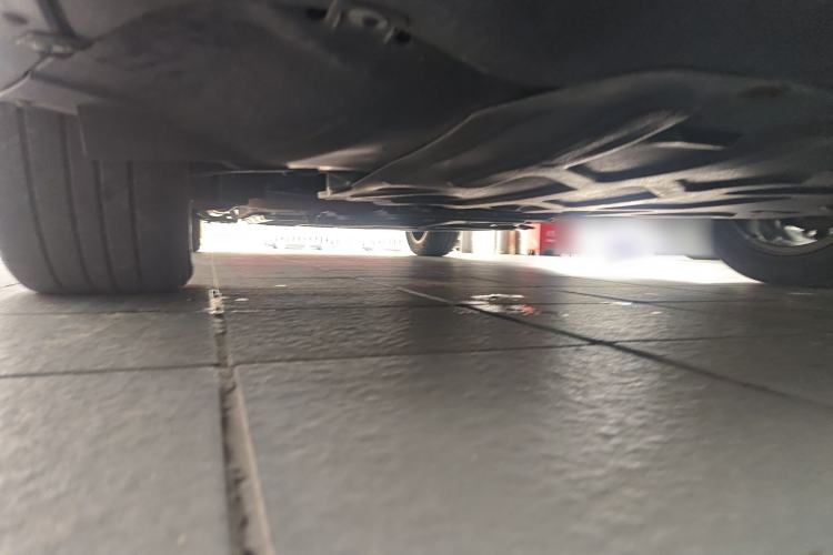 Used BYD Qin PLUS 2021 DM-i 120KM Prestige Model Chassis Front Right