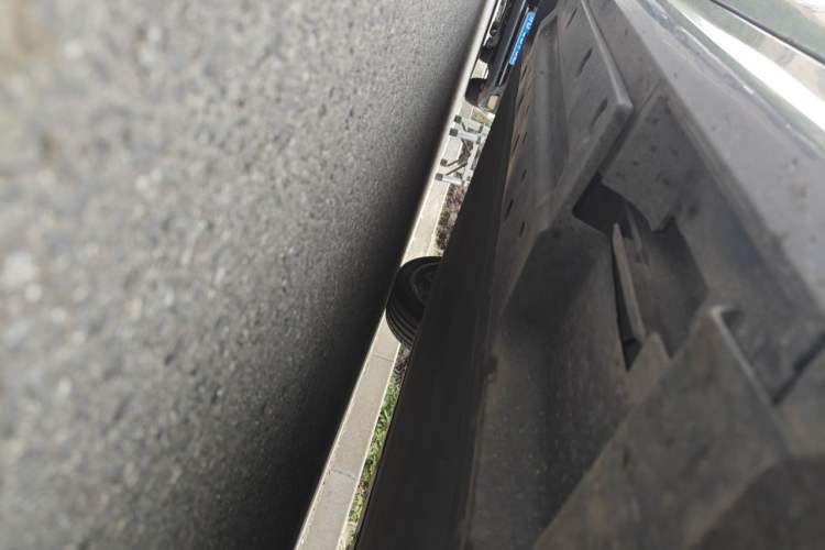 Used BYD Qin PLUS 2021 EV 600KM Flagship Model Chassis Front Right