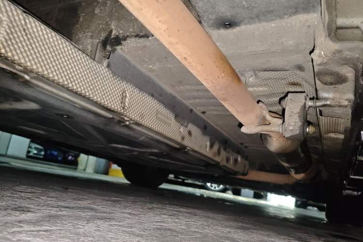 Used BYD Qin PLUS 2021 DM-i 55KM Flagship Model Chassis Front Right