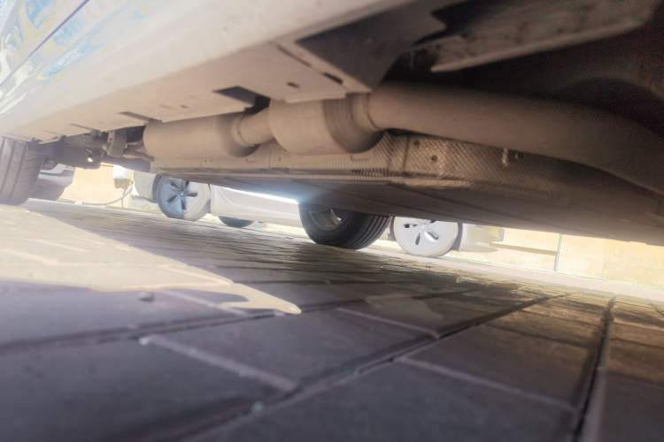 Used BYD Qin PLUS 2021 DM-i 120KM Prestige Model Chassis Front Right