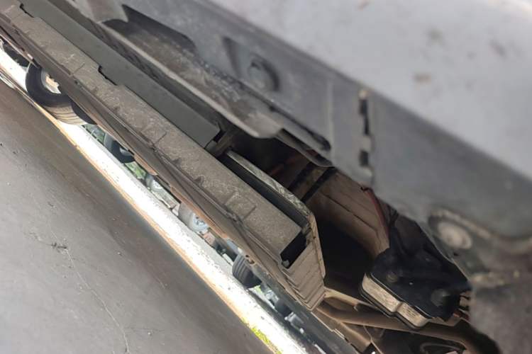 Used BYD Qin PLUS 2021 DM-i 55KM Flagship Model Chassis Rear Left