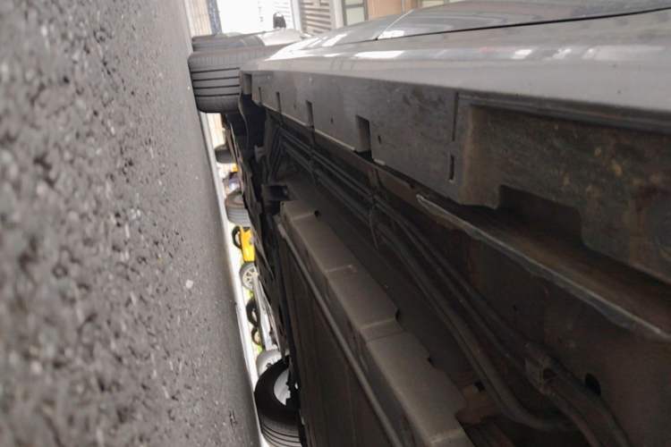 Used BYD Qin PLUS 2021 DM-i 120KM Flagship Model Chassis Rear Left