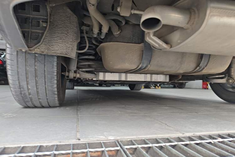 Used BYD Qin PLUS 2021 DM-i 120KM Prestige Model Chassis Rear Left