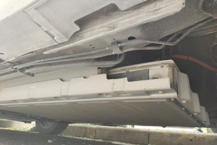Used BYD Qin PLUS 2021 DM-i 120KM Flagship Model Chassis Rear Left