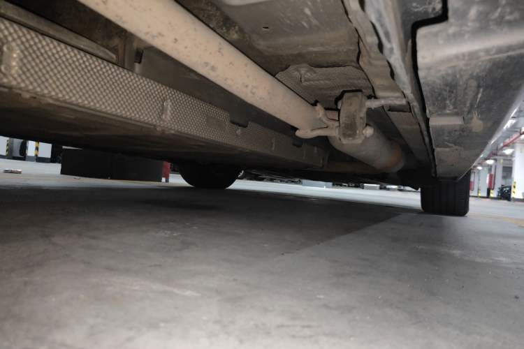 Used BYD Qin PLUS 2021 DM-i 55KM Flagship Model Chassis Rear Right