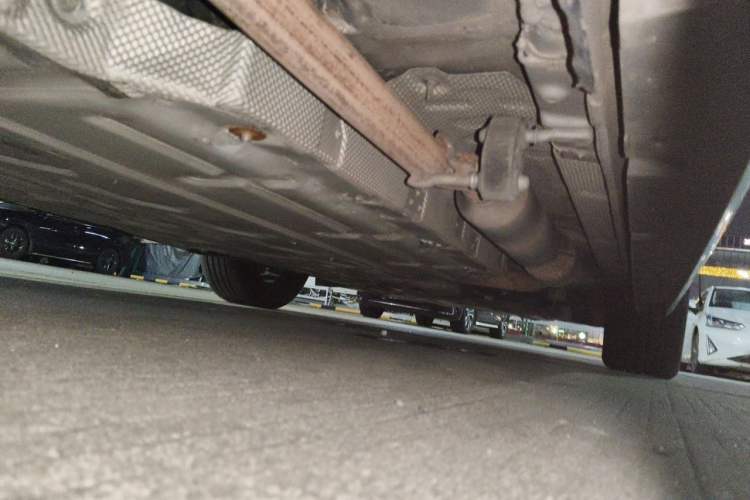 Used BYD Qin PLUS 2021 DM-i 120KM Prestige Model Chassis Rear Right