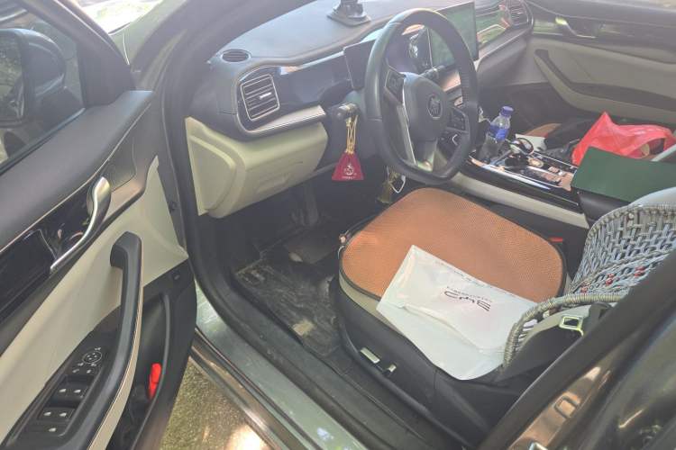 Used BYD Qin PLUS 2021 DM-i 55KM Flagship Model Driver Seat