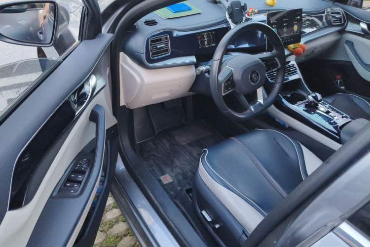 Used BYD Qin PLUS 2021 DM-i 55KM Flagship Model Driver Seat