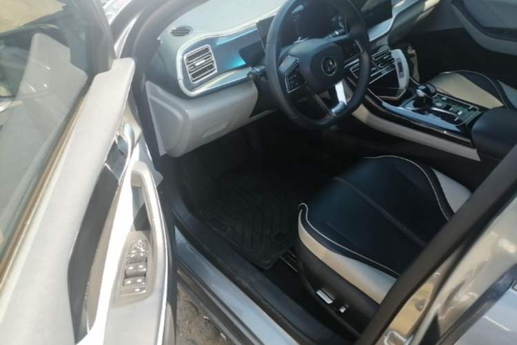 Used BYD Qin PLUS 2021 DM-i 55KM Flagship Model Driver Seat