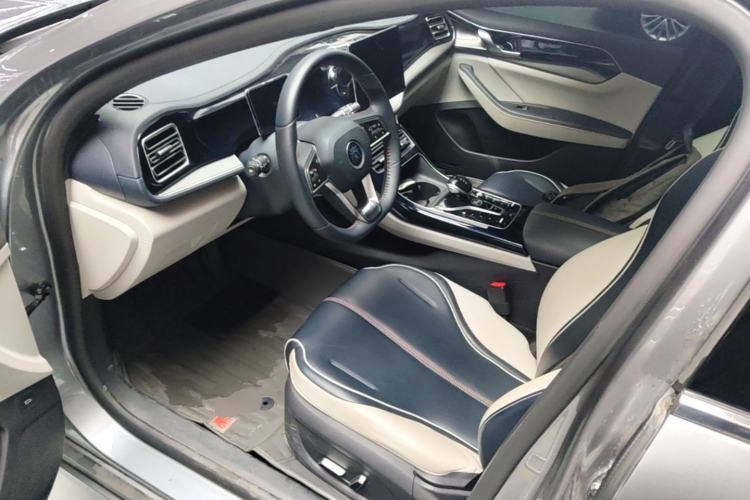 Used BYD Qin PLUS 2021 DM-i 55KM Flagship Model Driver Seat