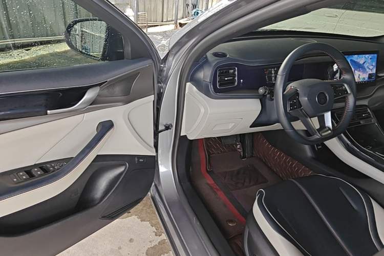 Used BYD Qin PLUS 2021 DM-i 55KM Flagship Model Driver Seat