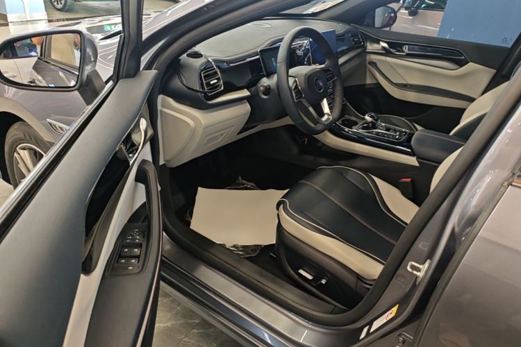 Used BYD Qin PLUS 2021 DM-i 55KM Flagship Model Driver Seat