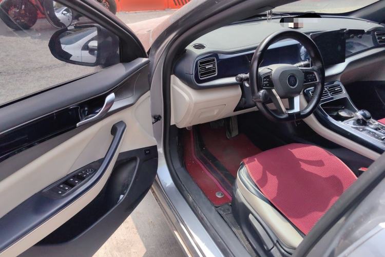 Used BYD Qin PLUS 2021 DM-i 120KM Prestige Model Driver Seat