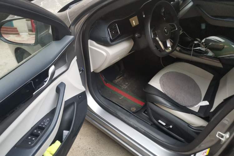 Used BYD Qin PLUS 2021 DM-i 55KM Flagship Model Driver Seat