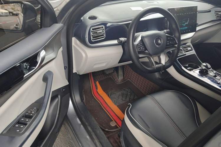 Used BYD Qin PLUS 2021 DM-i 120KM Flagship Model Driver Seat