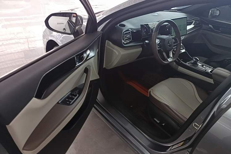 Used BYD Qin PLUS 2021 DM-i 120KM Flagship Model Driver Seat