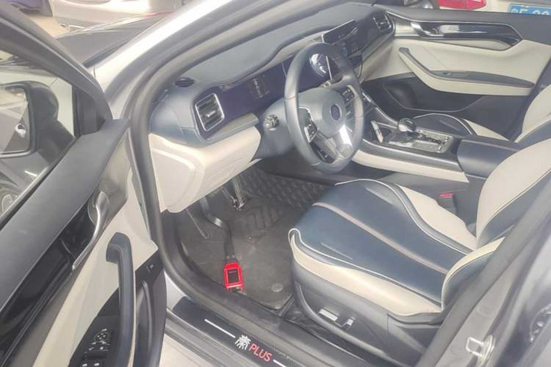 Used BYD Qin PLUS 2021 DM-i 55KM Flagship Model Driver Seat