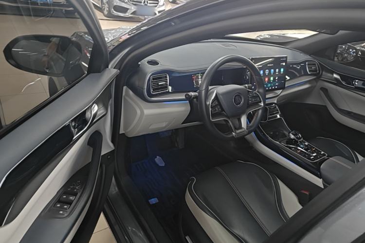 Used BYD Qin PLUS 2021 DM-i 120KM Flagship Model Driver Seat