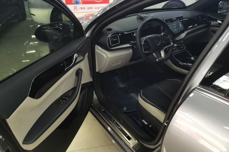 Used BYD Qin PLUS 2021 EV 400KM Luxury Model Driver Seat