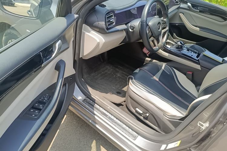 Used BYD Qin PLUS 2021 EV 500KM Luxury Model Driver Seat