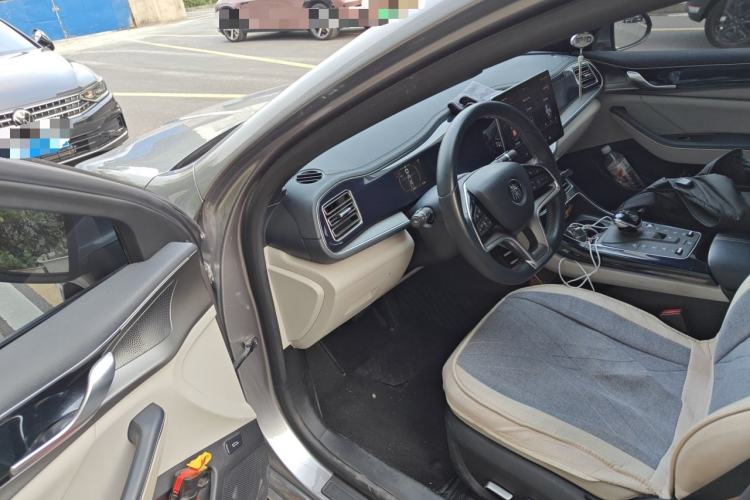 Used BYD Qin PLUS 2021 EV 600KM Flagship Model Driver Seat