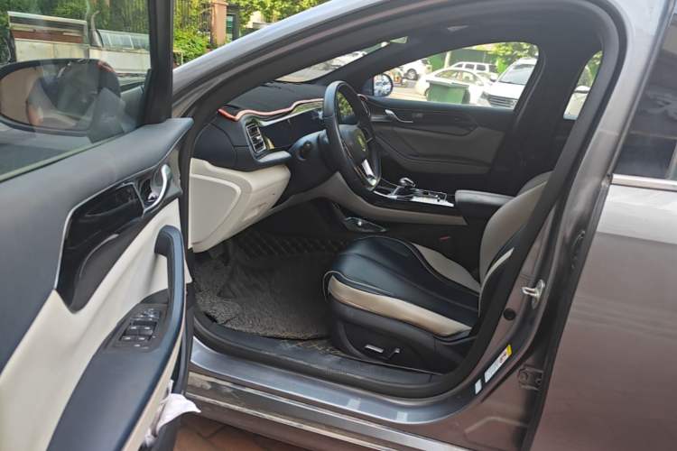 Used BYD Qin PLUS 2021 DM-i 55KM Flagship Model Driver Seat