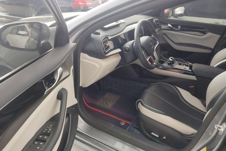 Used BYD Qin PLUS 2021 DM-i 120KM Flagship Model Driver Seat