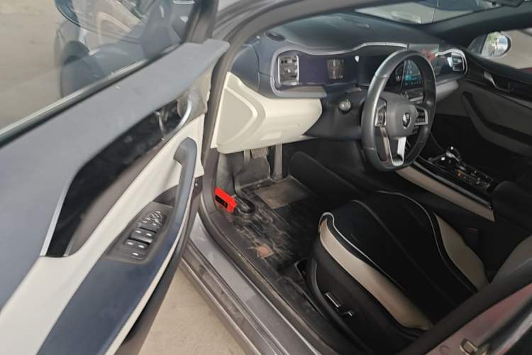 Used BYD Qin PLUS 2021 DM-i 55KM Flagship Model Driver Seat