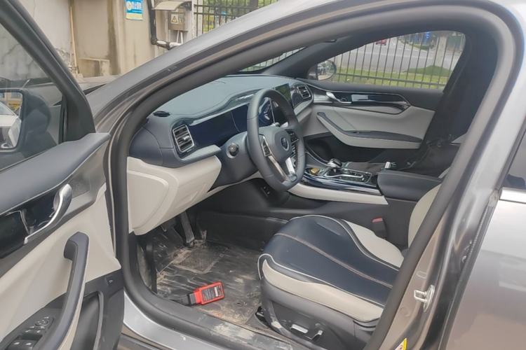 Used BYD Qin PLUS 2021 DM-i 55KM Flagship Model Driver Seat