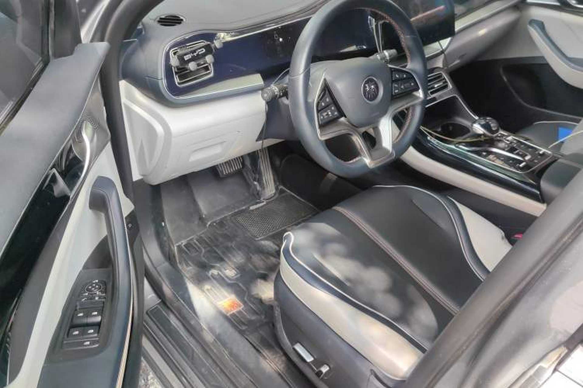 Used BYD Qin PLUS 2021 EV 600KM Flagship Model Driver Seat