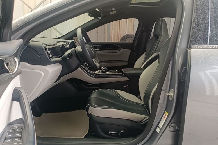 Used BYD Qin PLUS 2021 DM-i 55KM Flagship Model Driver Seat