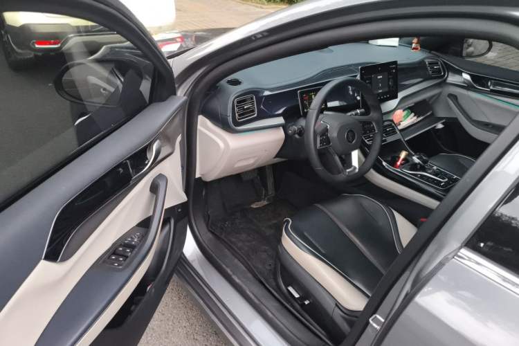Used BYD Qin PLUS 2021 DM-i 55KM Flagship Model Driver Seat