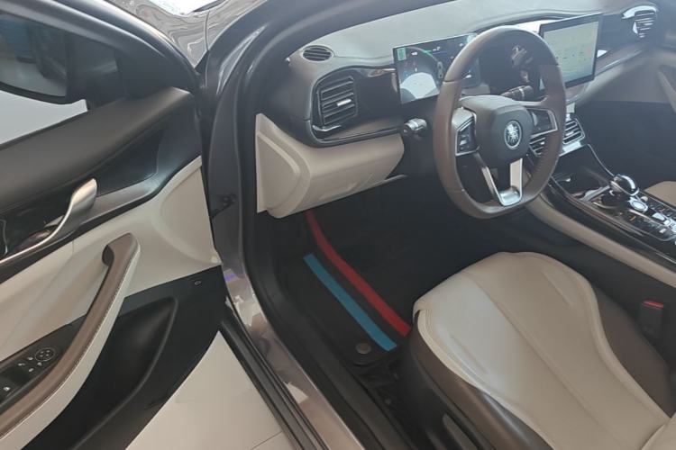 Used BYD Qin PLUS 2021 DM-i 55KM Prestige Model Driver Seat