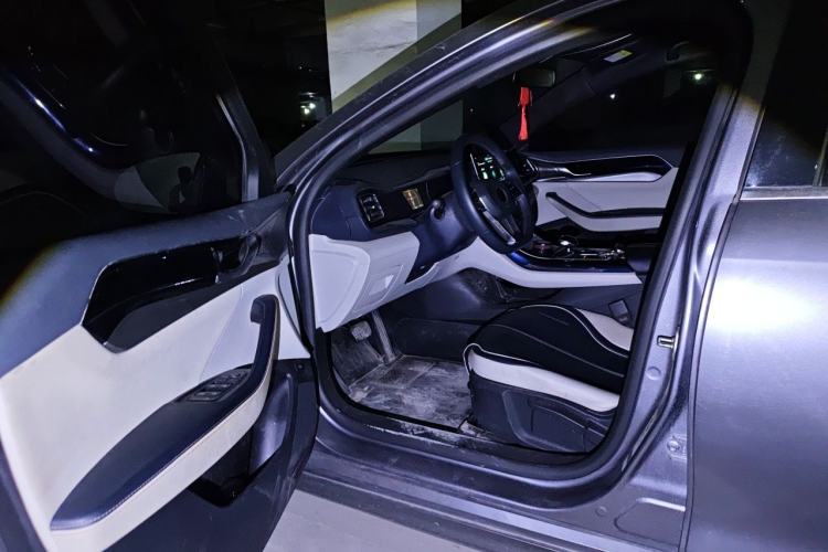 Used BYD Qin PLUS 2021 DM-i 120KM Prestige Model Driver Seat