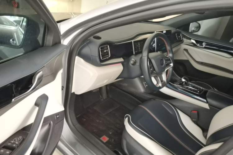 Used BYD Qin PLUS 2021 DM-i 120KM Flagship Model Driver Seat
