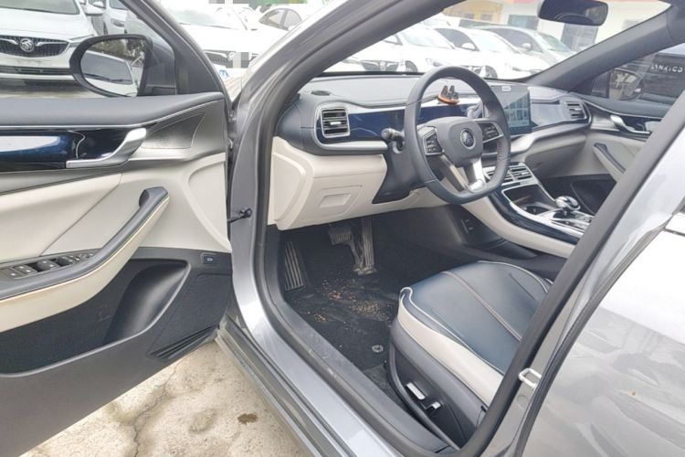 Used BYD Qin PLUS 2021 DM-i 55KM Flagship Model Driver Seat