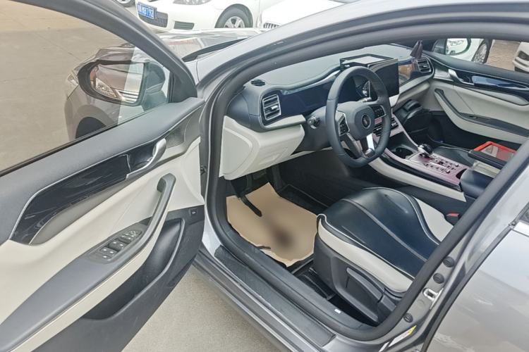 Used BYD Qin PLUS 2021 DM-i 120KM Prestige Model Driver Seat