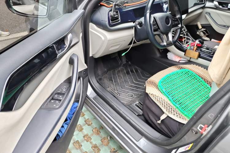 Used BYD Qin PLUS 2021 EV 600KM Flagship Model Driver Seat
