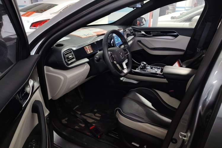 Used BYD Qin PLUS 2021 DM-i 55KM Flagship Model Driver Seat