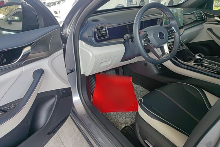 Used BYD Qin PLUS 2021 DM-i 55KM Flagship Model Driver Seat