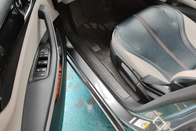Used BYD Qin PLUS 2021 DM-i 55KM Prestige Model Driver Seat