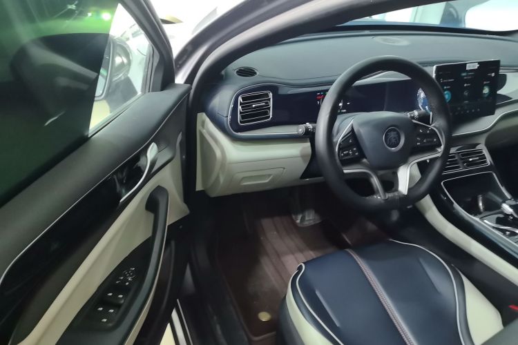 Used BYD Qin PLUS 2021 EV 500KM Luxury Model Driver Seat
