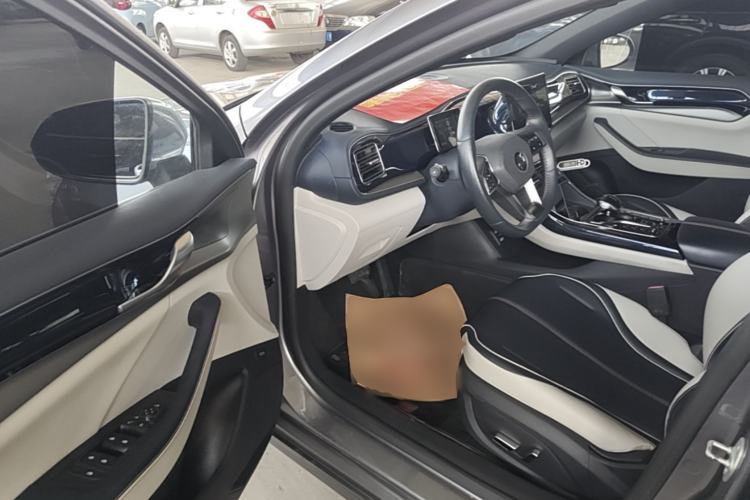 Used BYD Qin PLUS 2021 DM-i 55KM Flagship Model Driver Seat