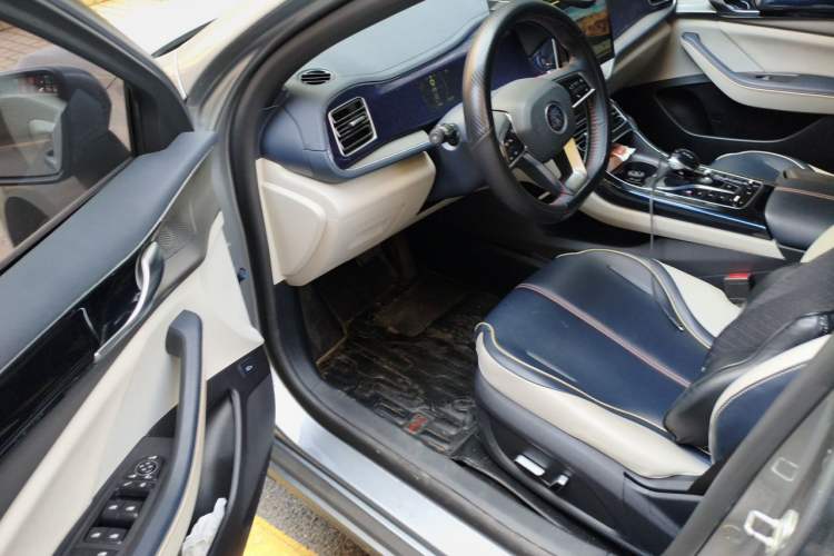 Used BYD Qin PLUS 2021 DM-i 55KM Flagship Model Driver Seat