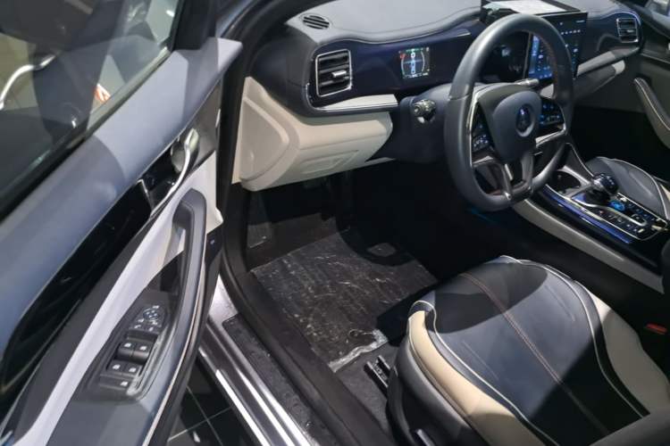 Used BYD Qin PLUS 2021 EV 400KM Luxury Model Driver Seat