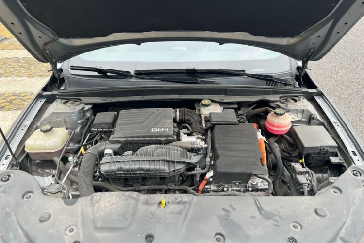 Used BYD Qin PLUS 2021 DM-i 120KM Flagship Model Engine Bay